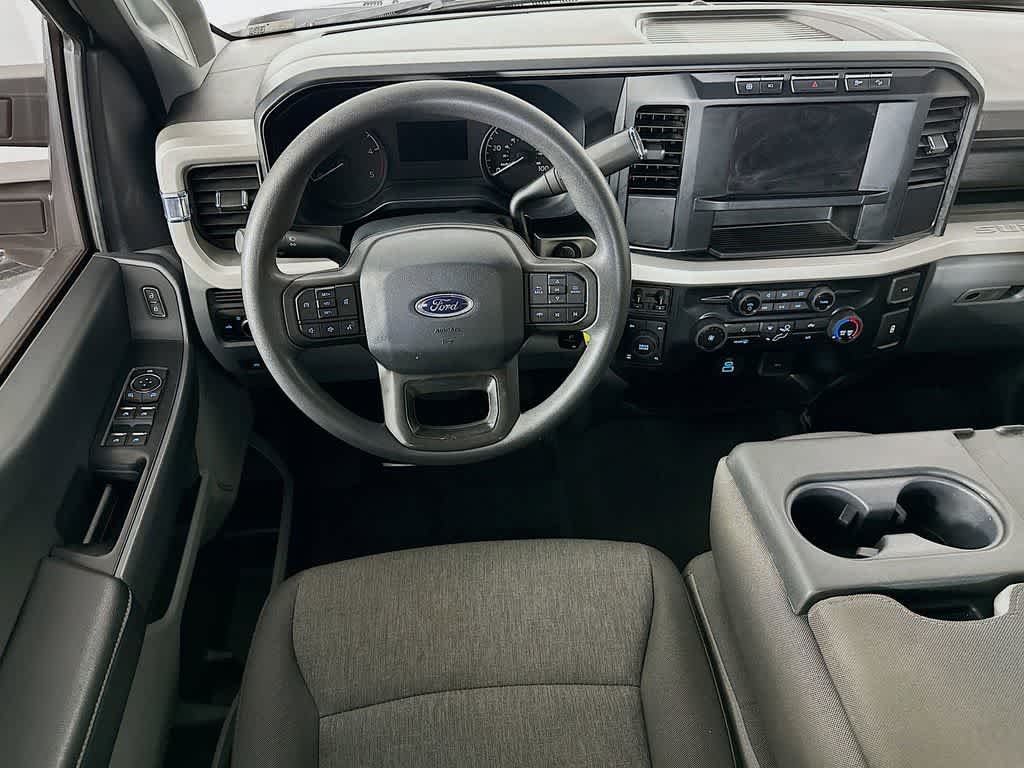 Thumbnail: 2024 Ford Econoline - 10