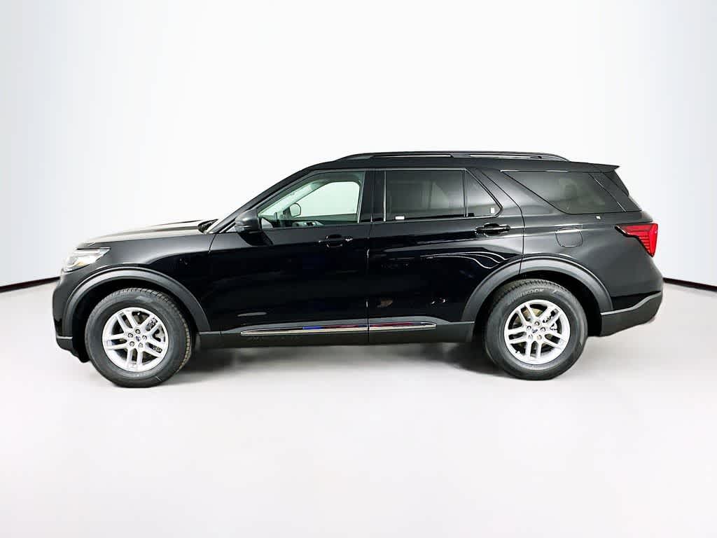 Thumbnail: 2025 Ford Explorer - 3