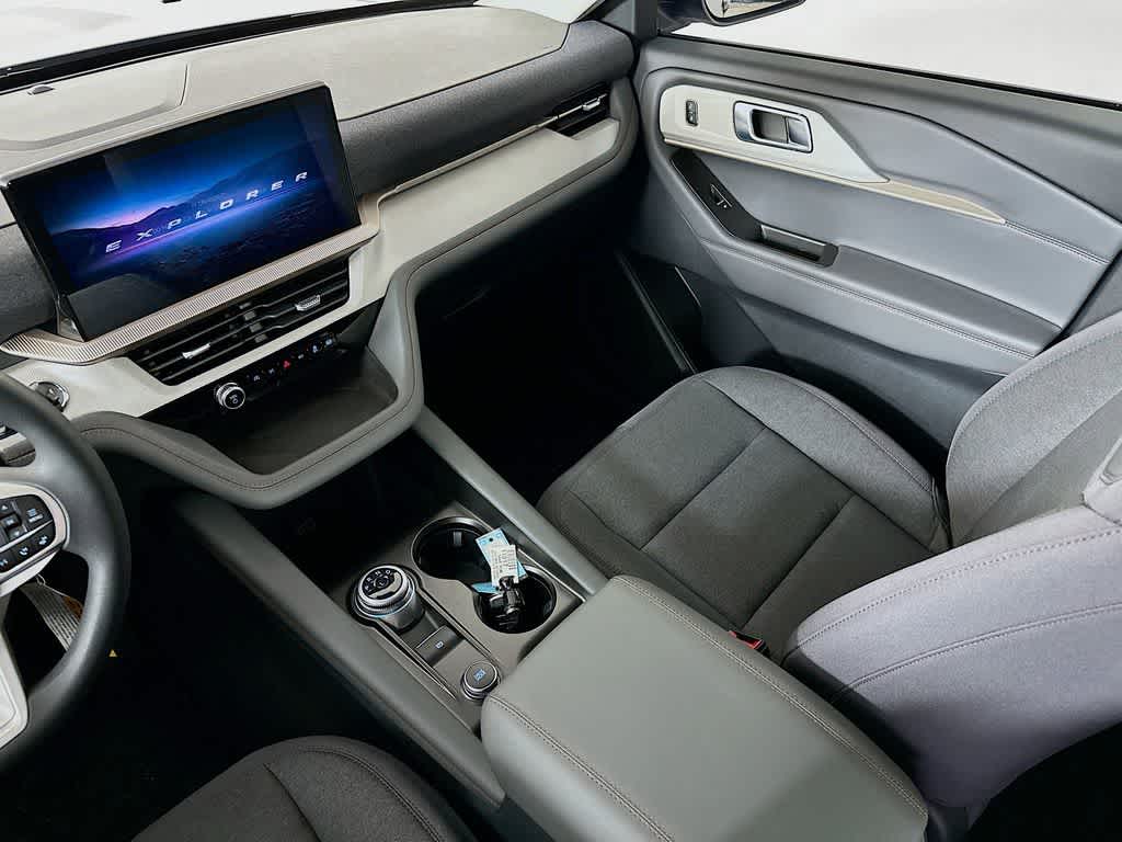 Thumbnail: 2026 Ford Explorer - 10