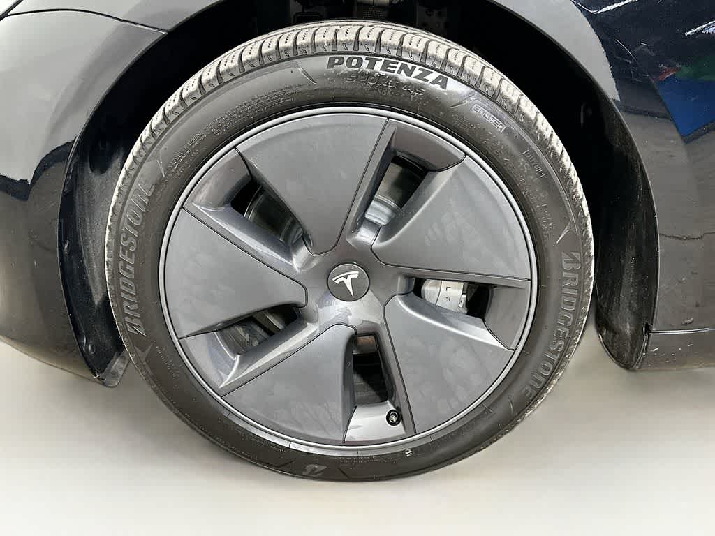 Thumbnail: 2023 Tesla Model 3 - 7