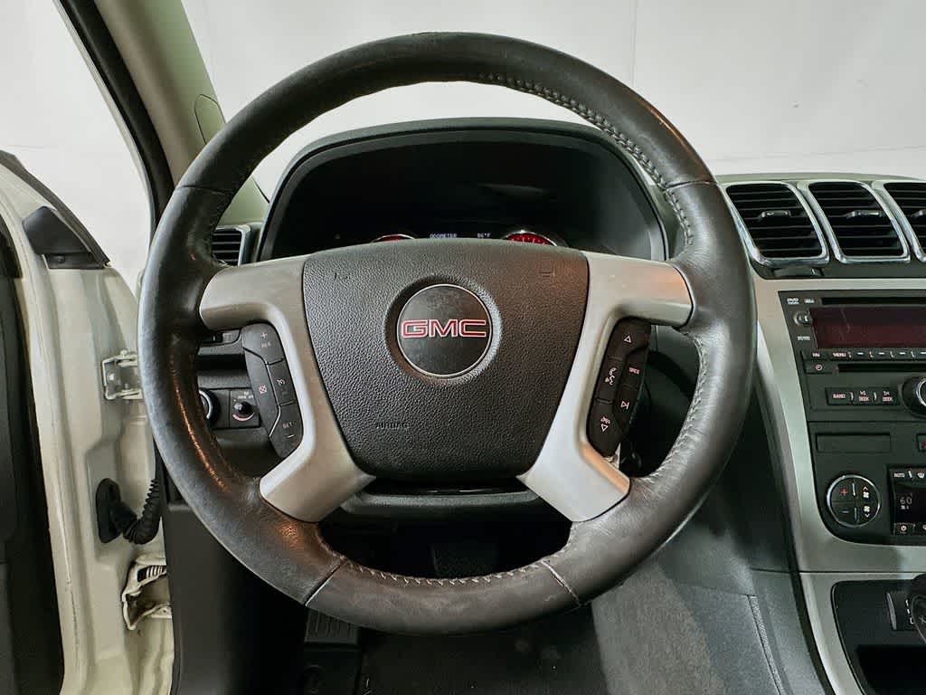 Thumbnail: 2012 GMC Acadia - 16