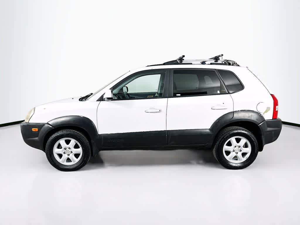 Thumbnail: 2005 Hyundai Tucson - 3
