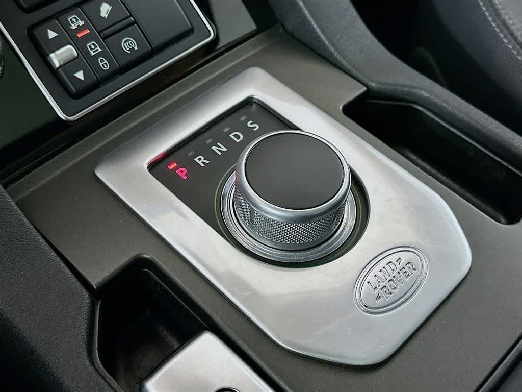 Thumbnail: 2015 Land Rover LR4 - 19