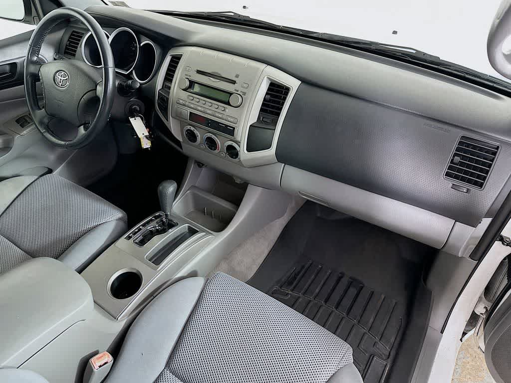 Thumbnail: 2008 Toyota Tacoma - 27