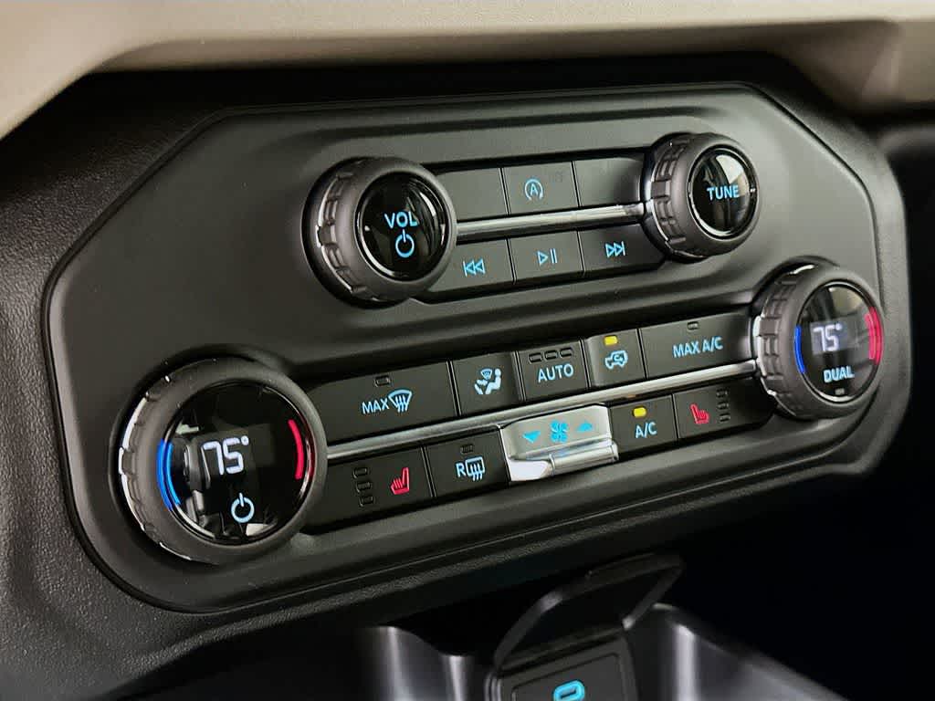 Thumbnail: 2025 Ford Bronco - 17