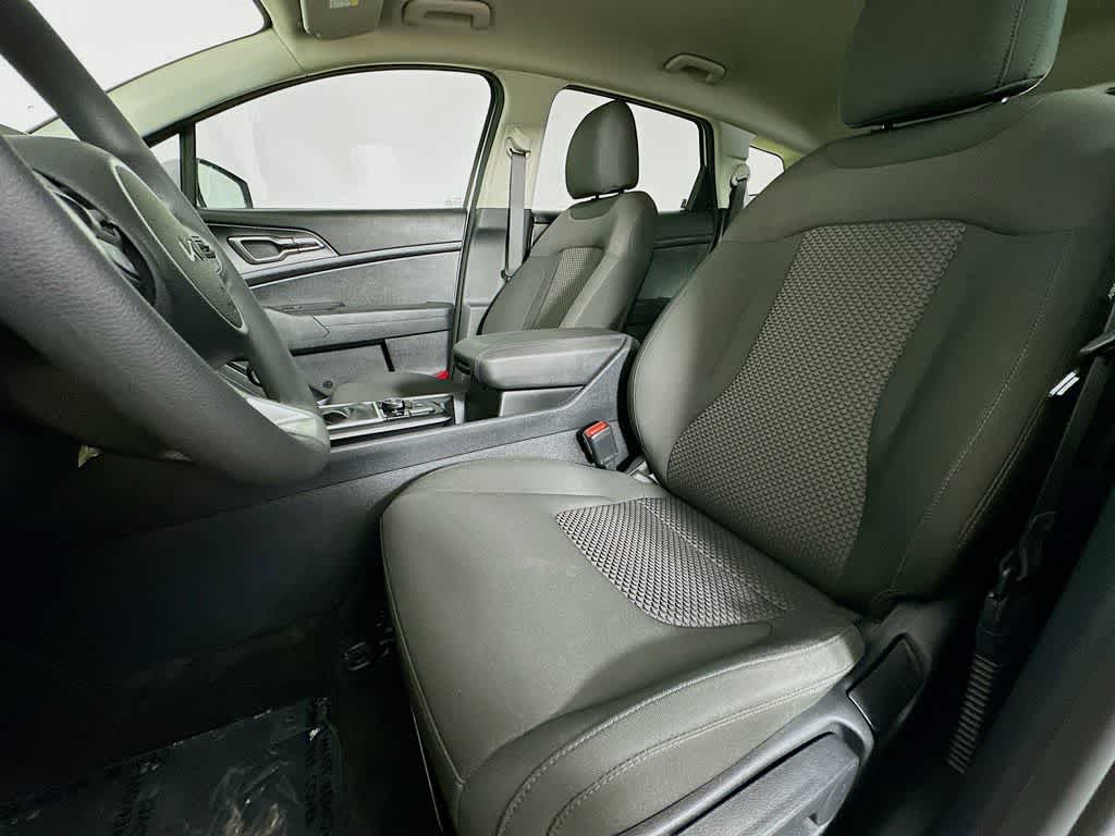 Thumbnail: 2024 Kia Sportage - 12