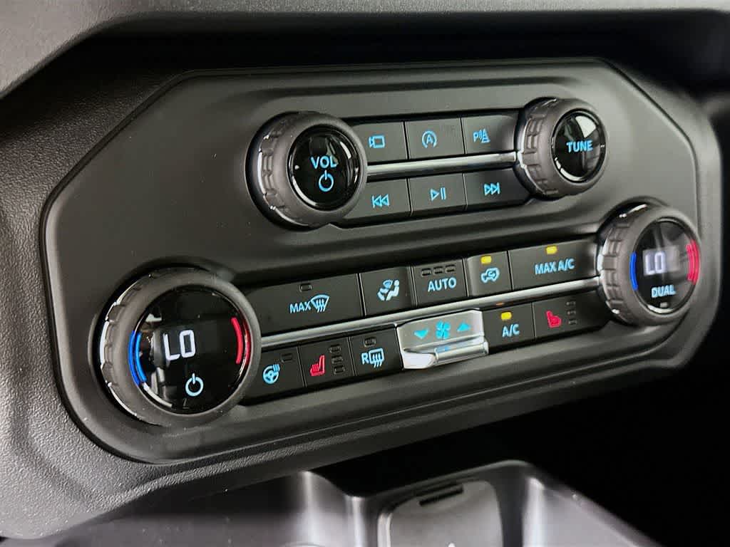 Thumbnail: 2025 Ford Bronco - 18