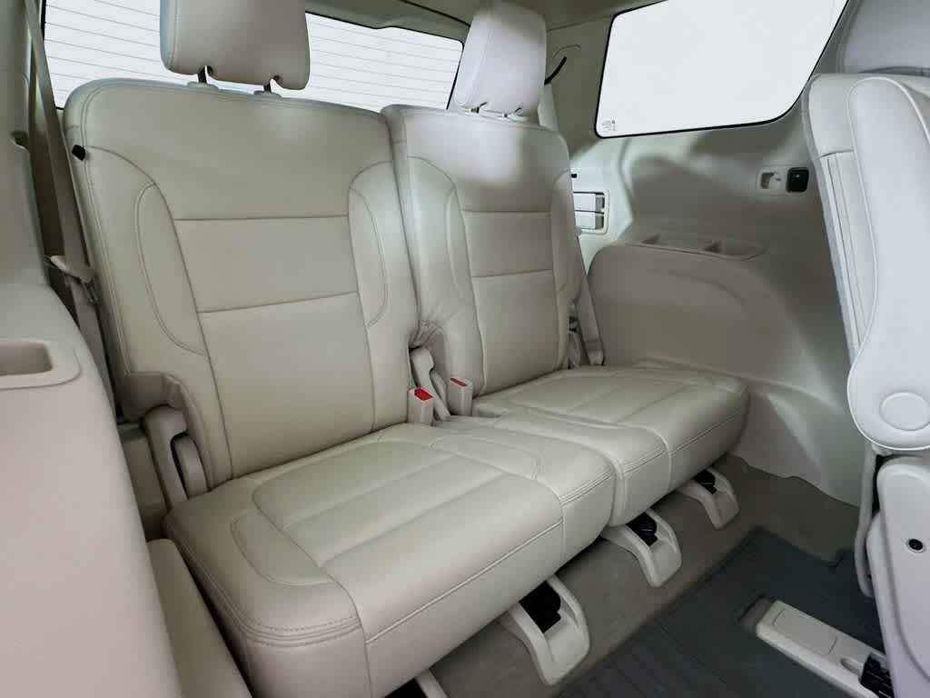 2022 GMC Acadia Denali 32