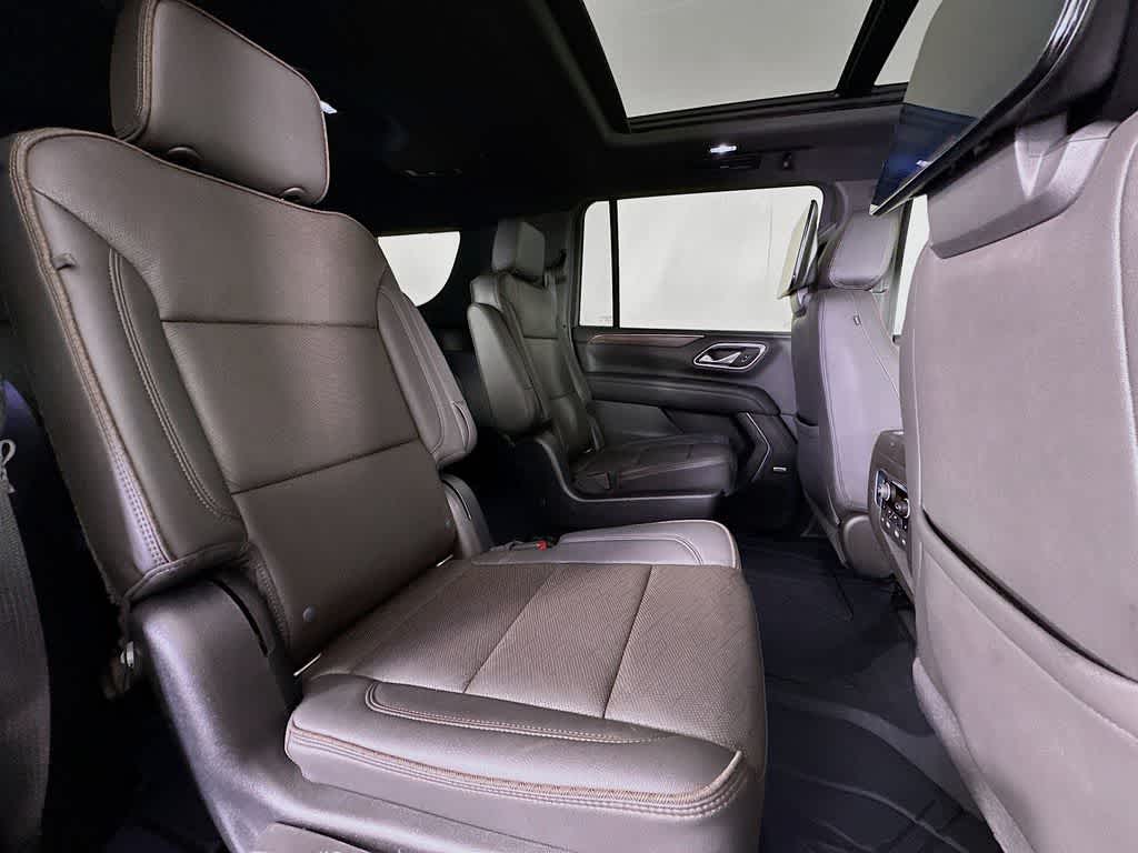 Thumbnail: 2021 Chevrolet Suburban - 36