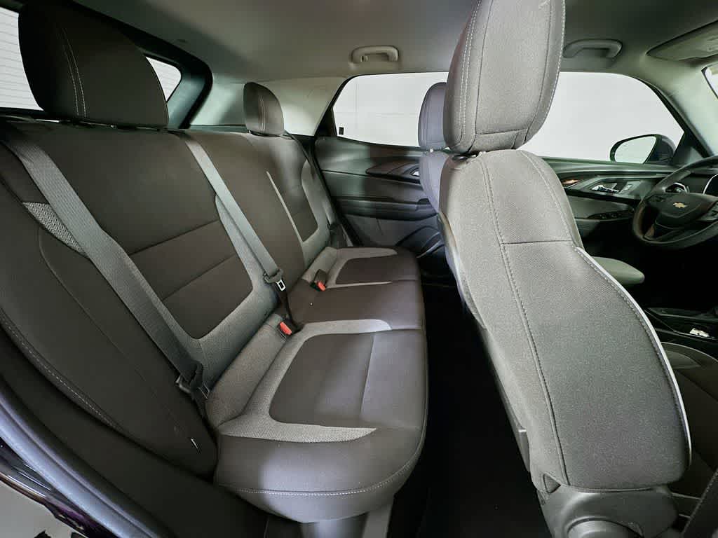 Thumbnail: 2023 Chevrolet TrailBlazer - 30