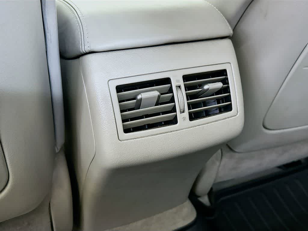 Thumbnail: 2009 Toyota Camry - 13