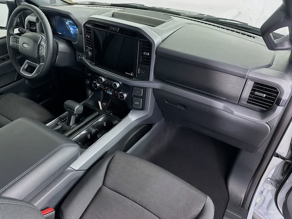 Thumbnail: 2025 Ford F-150 - 32