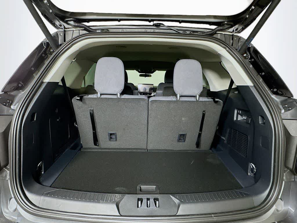 Thumbnail: 2026 Ford Explorer - 19