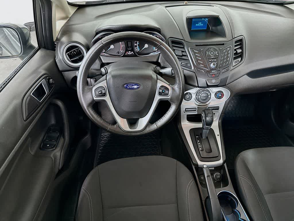 Thumbnail: 2016 Ford Fiesta - 10