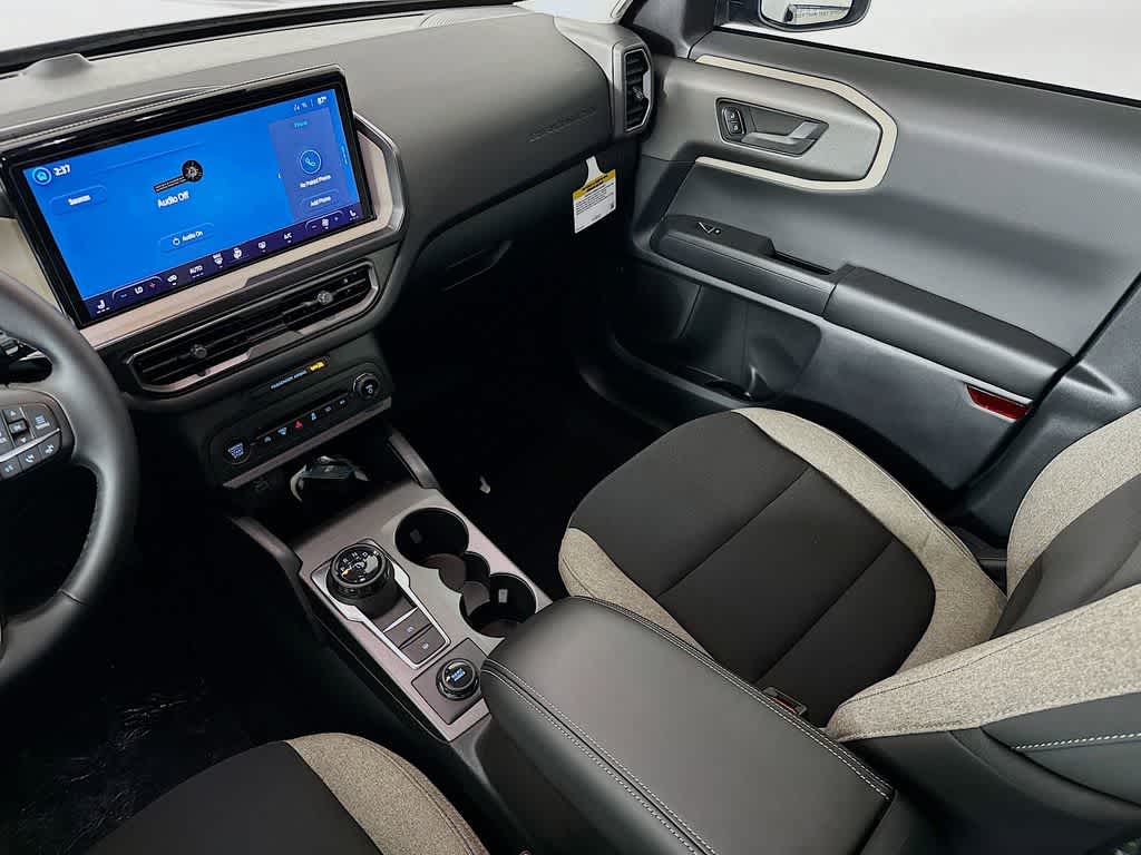 Thumbnail: 2025 Ford Bronco Sport - 11