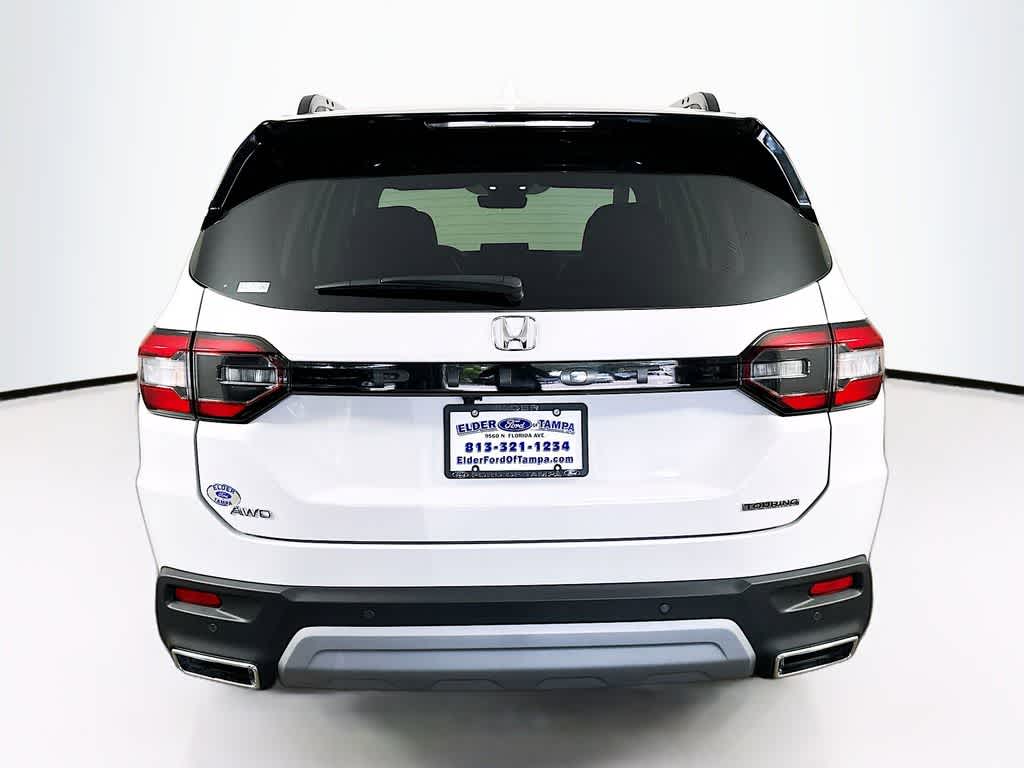 2025 Honda Pilot Touring 5