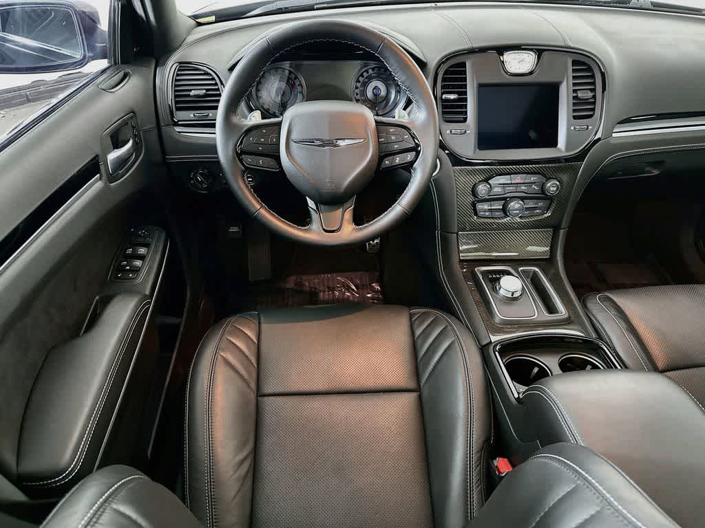 Thumbnail: 2023 Chrysler 300 - 10
