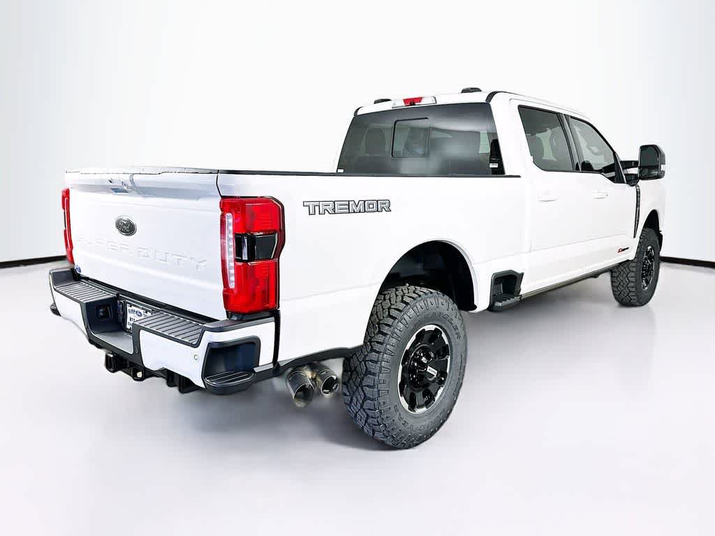 2025 Ford F-250  25
