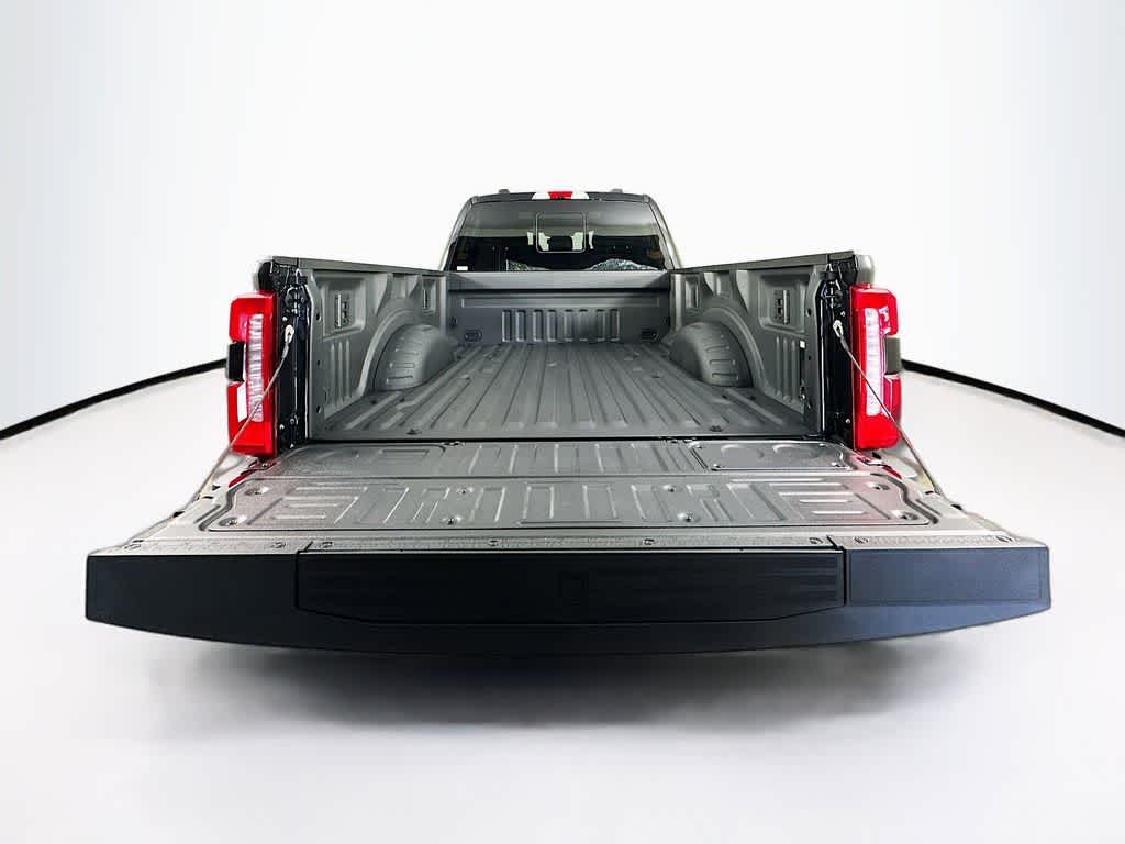 Thumbnail: 2025 Ford F-250 - 21
