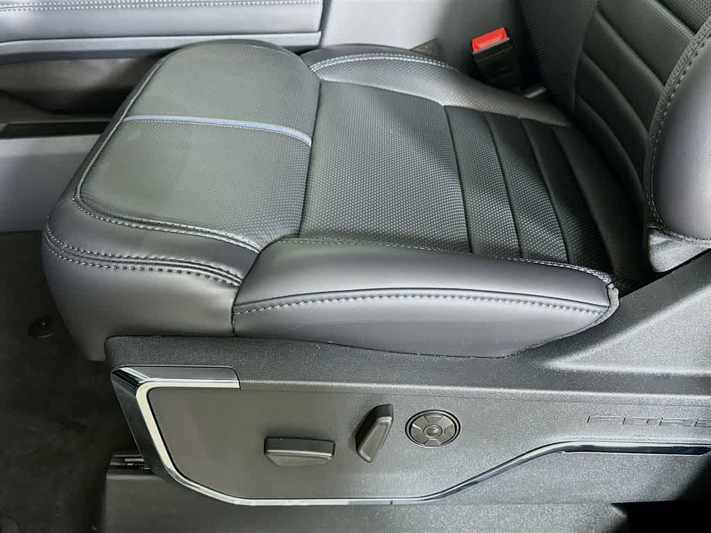 Thumbnail: 2026 Ford F-250 - 31