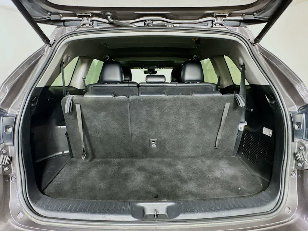 Thumbnail: 2017 Toyota Highlander - 21