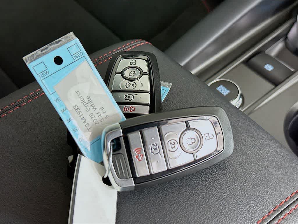 Thumbnail: 2026 Ford Explorer - 20