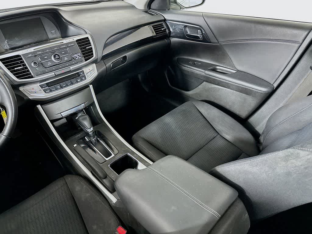 Thumbnail: 2013 Honda Accord - 10