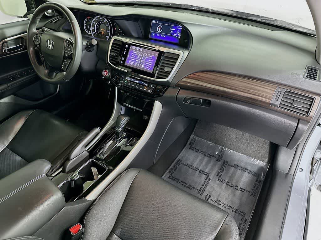 Thumbnail: 2017 Honda Accord - 33