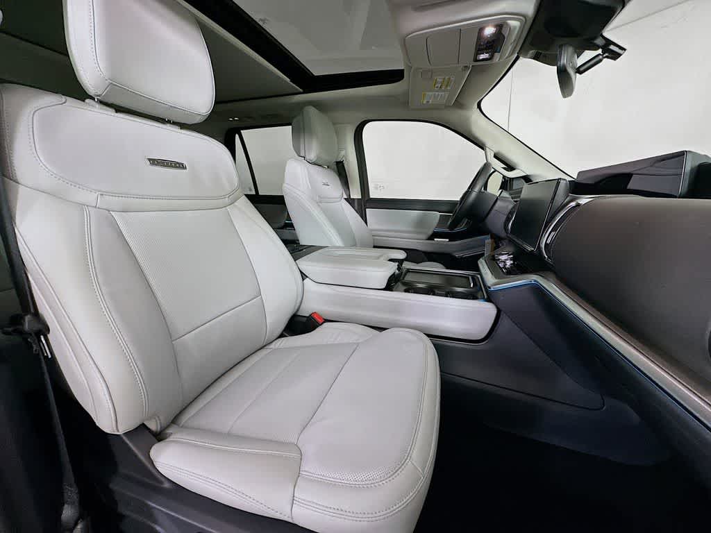 Thumbnail: 2026 Ford Expedition - 15