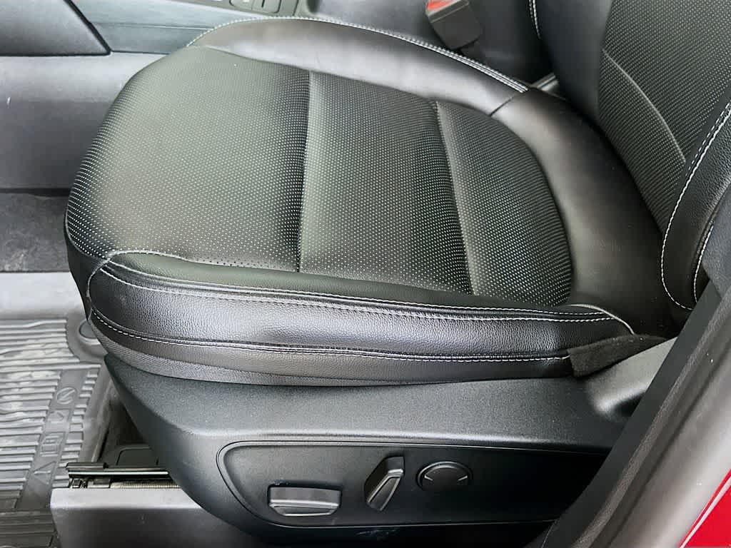 Thumbnail: 2022 Ford Escape - 30