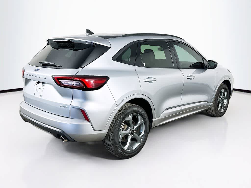 Thumbnail: 2023 Ford Escape - 25