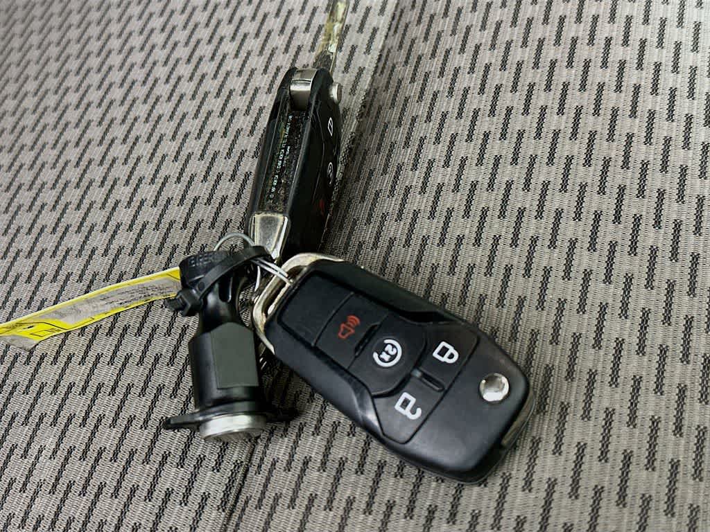 Thumbnail: 2015 Ford F-150 - 20