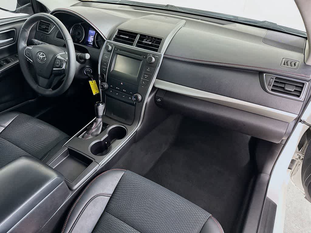 Thumbnail: 2017 Toyota Camry - 29