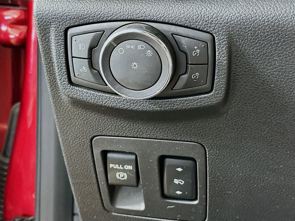 Thumbnail: 2015 Ford F-150 - 27