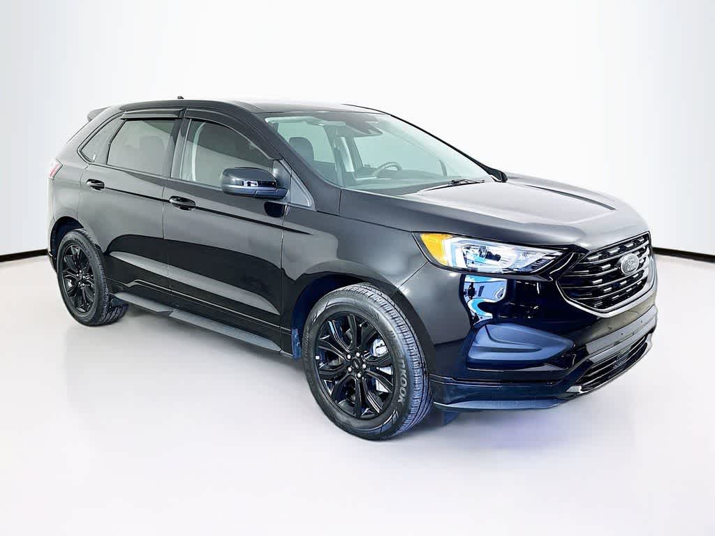 Thumbnail: 2022 Ford Edge - 23
