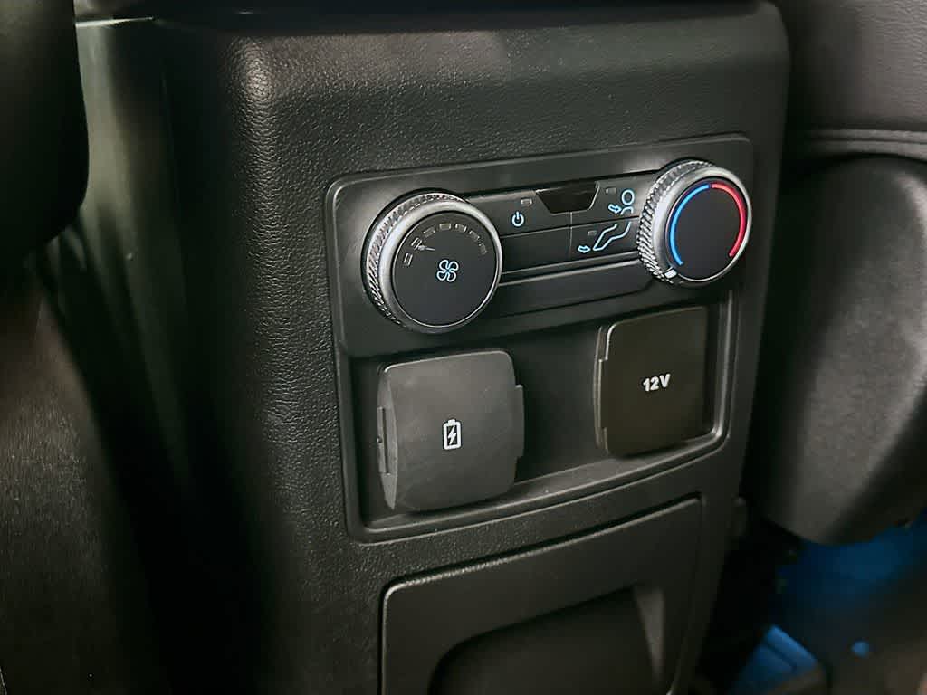 Thumbnail: 2022 Ford Explorer - 13