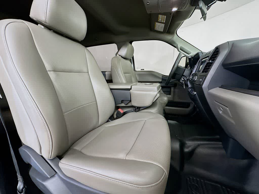 Thumbnail: 2022 Ford Econoline - 28