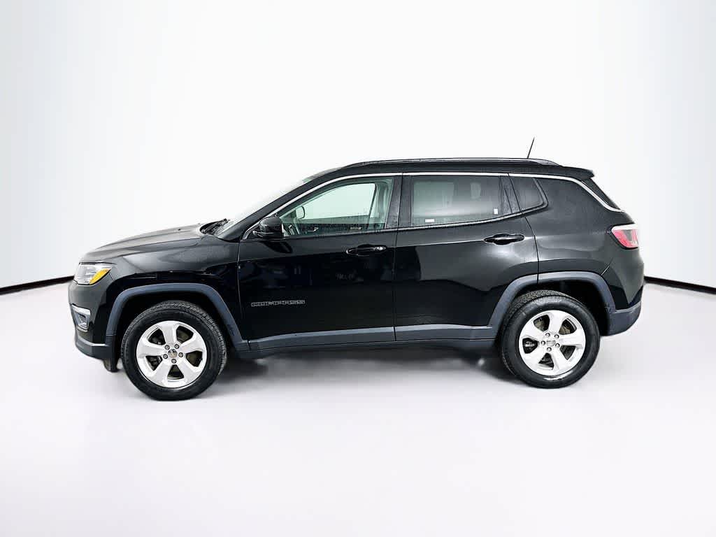 Thumbnail: 2019 Jeep Compass - 3