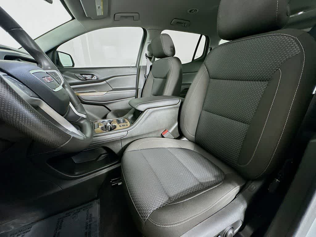 Thumbnail: 2023 GMC Acadia - 12