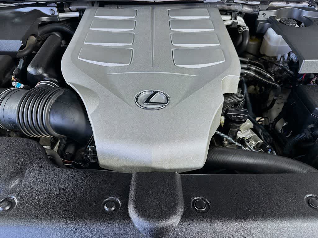 Thumbnail: 2016 Lexus GX - 10