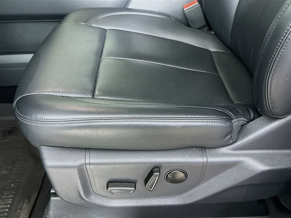 Thumbnail: 2024 Ford Expedition - 31