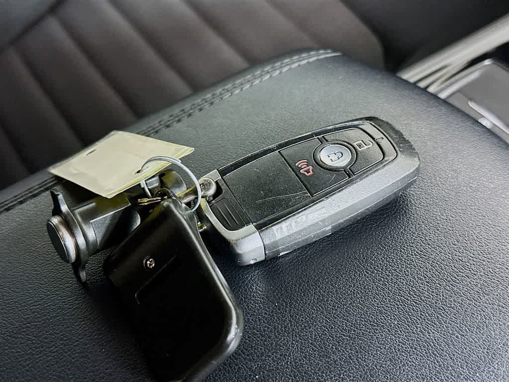 Thumbnail: 2019 Ford Edge - 22