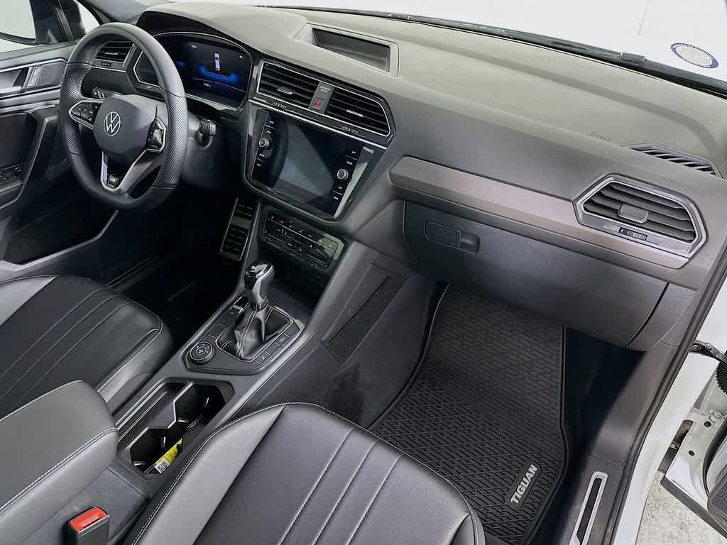Thumbnail: 2024 Volkswagen Tiguan - 33