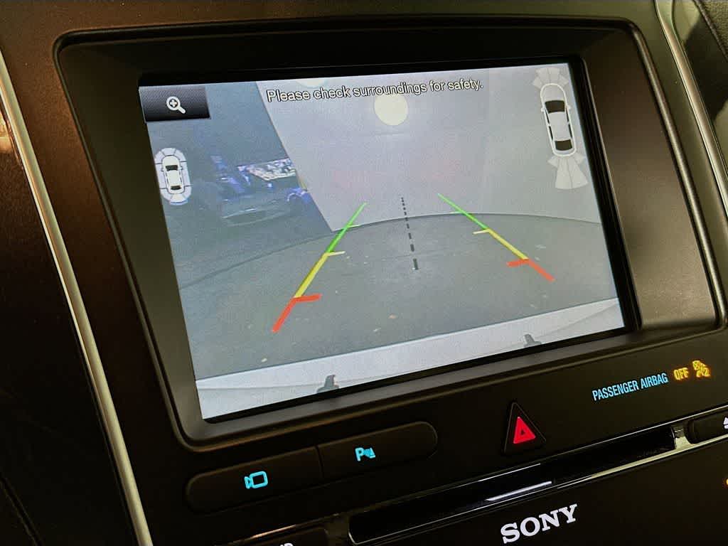 Thumbnail: 2016 Ford Explorer - 28