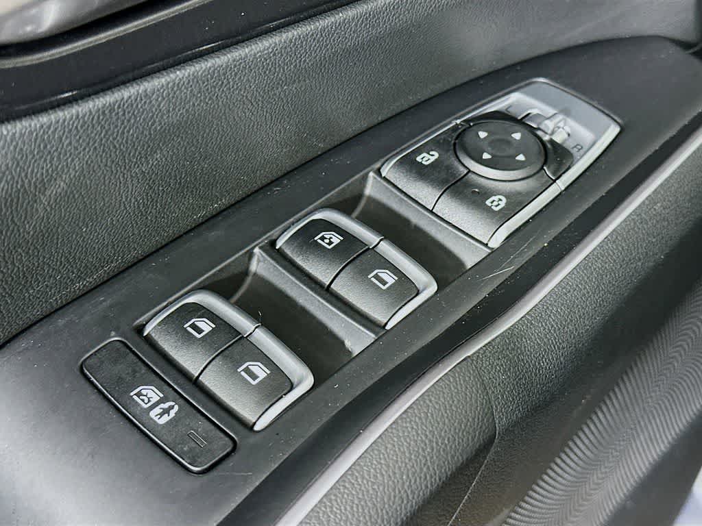 Thumbnail: 2023 Kia Sorento - 28