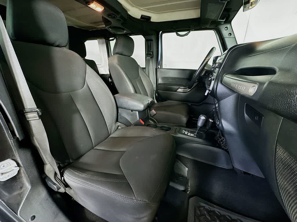 Thumbnail: 2014 Jeep Wrangler - 13