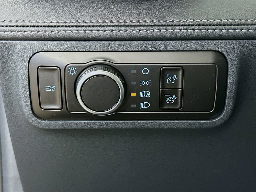 Thumbnail: 2025 Ford Mustang - 25