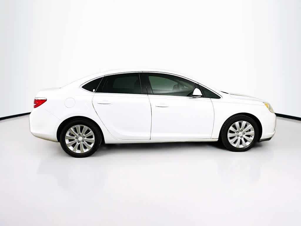 Thumbnail: 2016 Buick Verano - 25