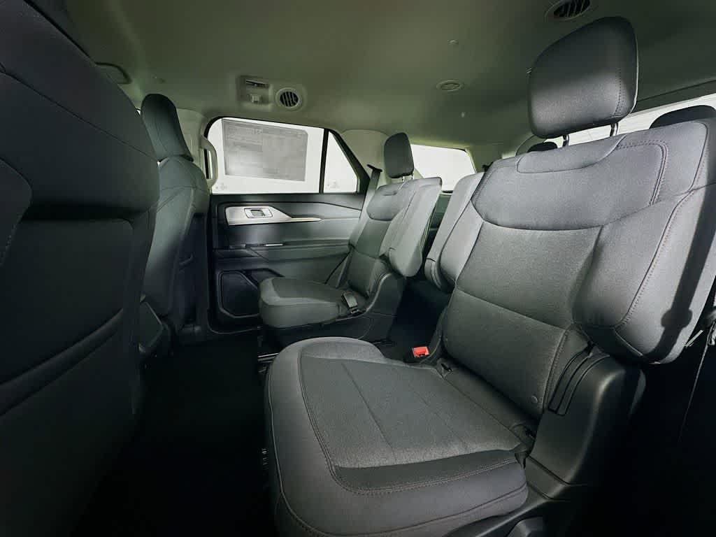 Thumbnail: 2026 Ford Explorer - 12