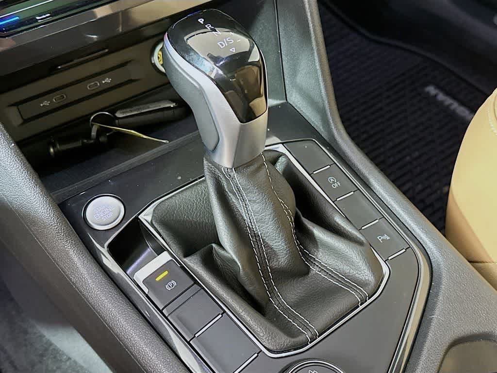 Thumbnail: 2024 Volkswagen Tiguan - 19